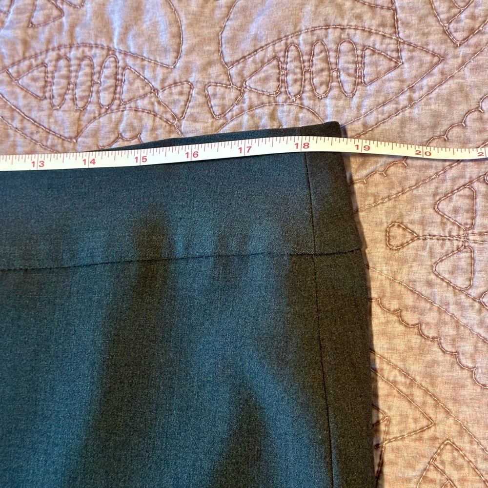 Anne Klein dark grey skirt 14P - Picture 3 of 10